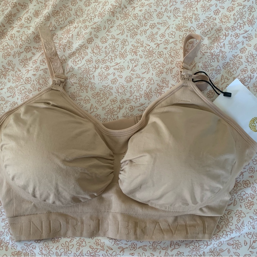 NWT Kindred Bravely Tan Full Coverage Bra with Adjustable Straps